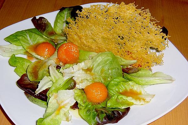 Parmesan Basket with Lettuce and Melon
