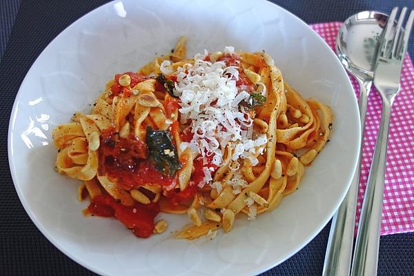 Pasta Al Pomodoro Casalinga