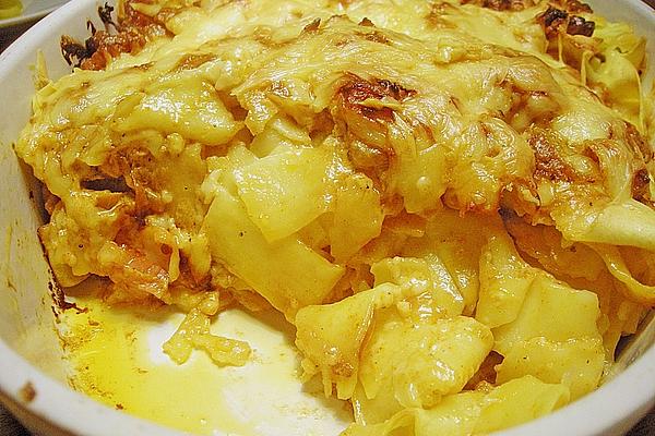 Pasta Bake with Bacon and Sour Cream