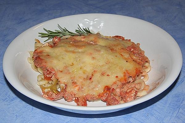 Pasta Bake with Sheep Cheese, Tomatoes and Peppers