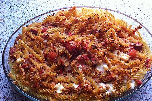 Pasta Bake with Tomatoes, Tuna and Sheep Cheese