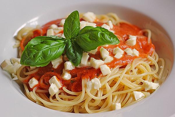 Pasta in Tomato and Feta Sauce