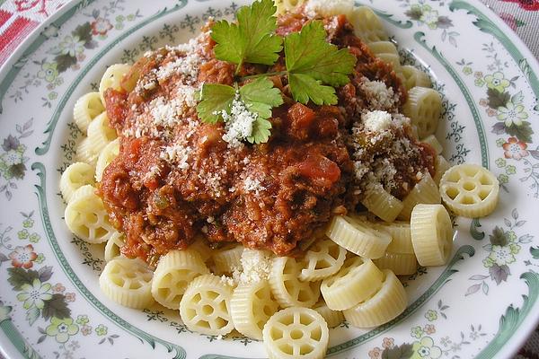 Pasta in Tuna – Tomato Sauce