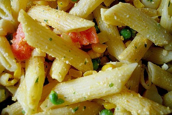 Pasta Salad with Red Curry