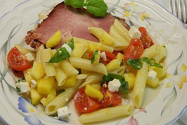 Pasta Salad with Tomatoes and Pineapple