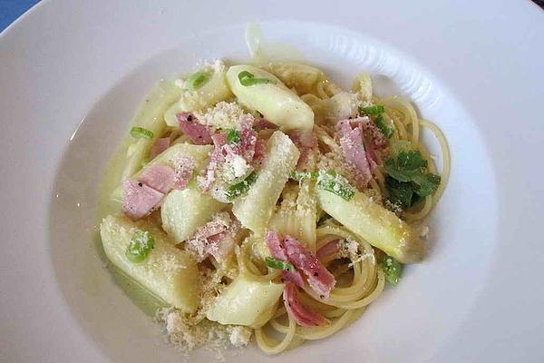 Pasta with Asparagus, Chives and Ham