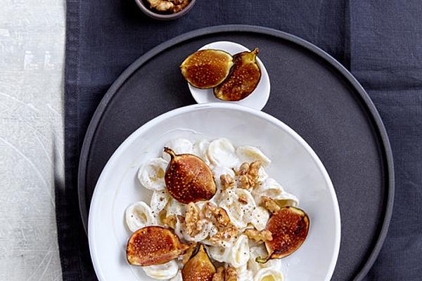 Pasta with Caramelized Walnuts and Honey Figs in Goat Cheese Sauce