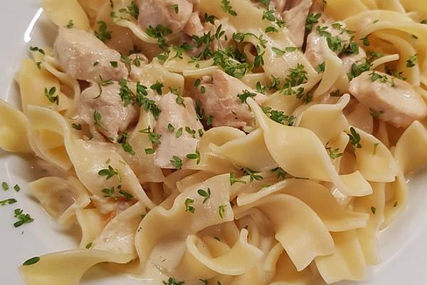 Pasta with Chicken Mustard Sauce