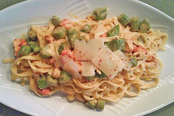 Pasta with Green Asparagus and Crayfish