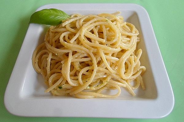 Pasta with Lemon and Basil Sauce