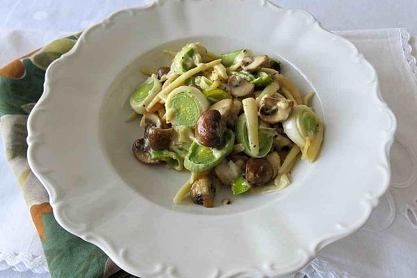 Pasta with Mushrooms and Leek