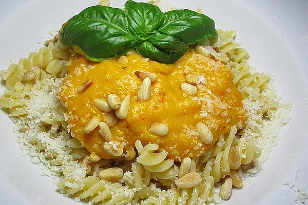 Pasta with Pumpkin Sauce and Pine Nuts
