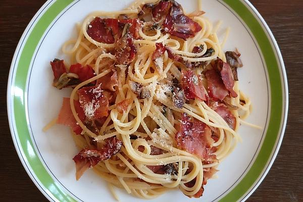 Pasta with Radicchio and Prosciutto