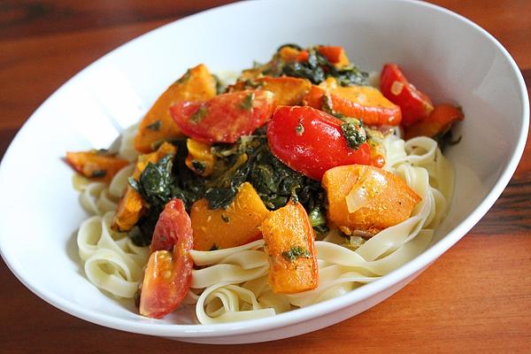 Pasta with Spinach and Baked Pumpkin