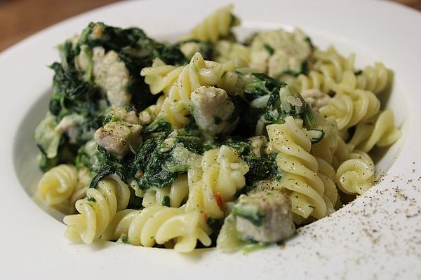 Pasta with Spinach and Chicken