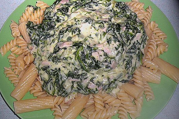 Pasta with Spinach – Cream Sauce with Boiled Ham