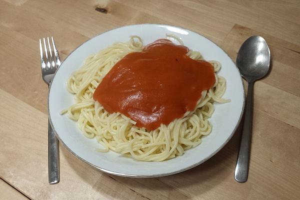 Pasta with `Sweet` Tomato Sauce