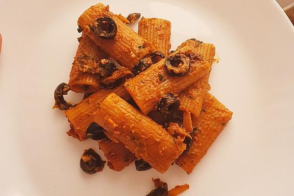 Pasta with Tomato and Anchovy Sauce