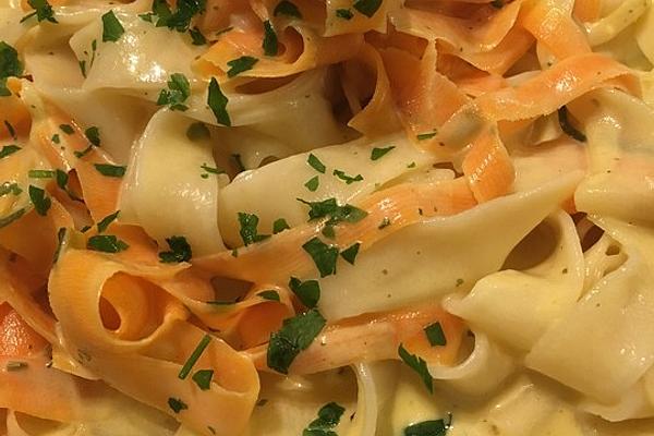 Pasta with Vegetables and Cream Cheese