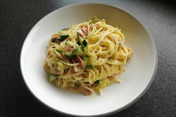Pasta with Zucchini Carbonara