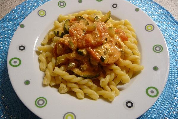 Pasta with Zucchini – Tomato – Feta Sauce