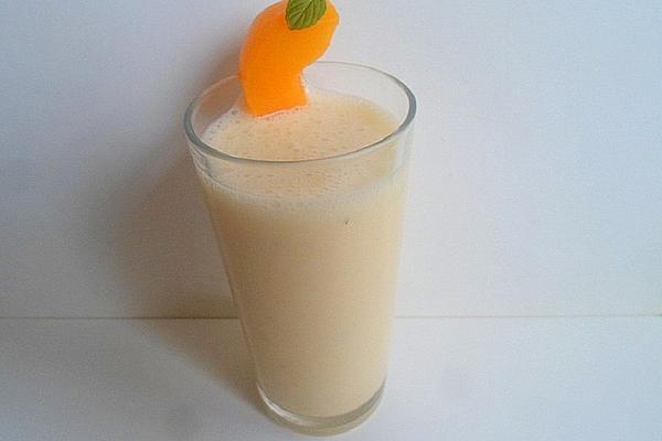 Peach and Passion Fruit Smoothie with Buttermilk