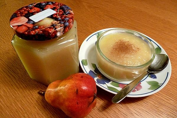 Pear Compote with Cinnamon