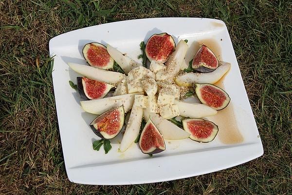 Pear Salad with Figs and Rocket