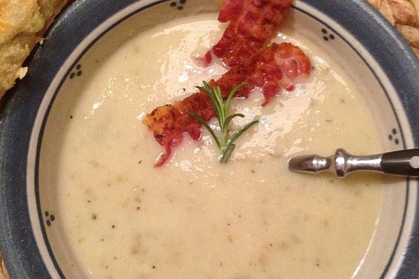 Pear Soup with Crispy Fried Bacon