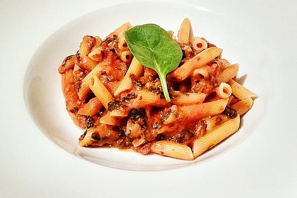 Penne in Spinach, Tomato and Gorgonzola Sauce