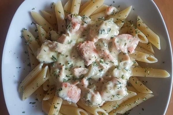 Penne with Creamy Salmon Sauce