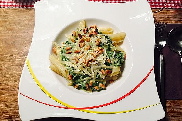 Penne with Spinach and Gorgonzola