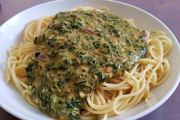 Penne with Spinach and Peanut Sauce