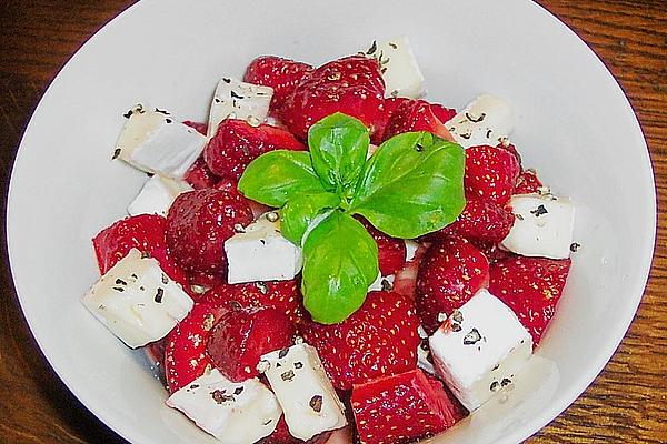 Peppered Strawberries with Brie