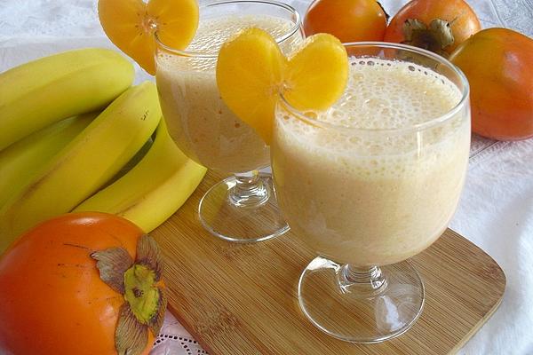 Persimmon and Banana Milkshake