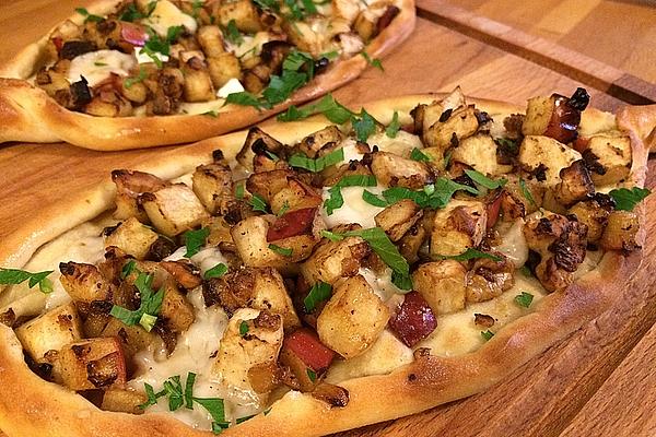 Pide with Apple, Goat Cheese and Walnut