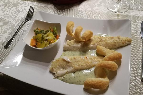 Pikeperch Fillet in Dill Sauce