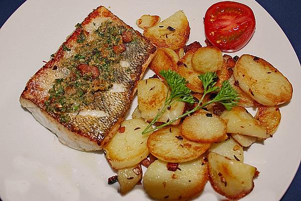 Pikeperch with Bacon and Thyme Crust and Fried Potatoes