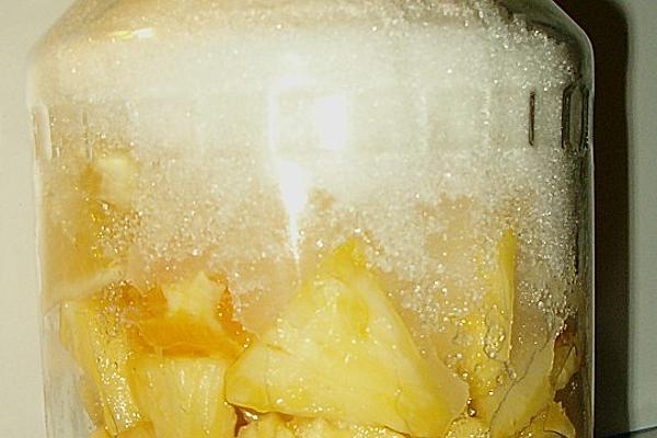 Pineapple-orange Liqueur