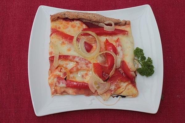 Pizza with Peppers and Mozzarella