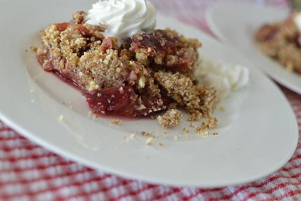 Plum and Amaretto Crumble with Almond Sprinkles