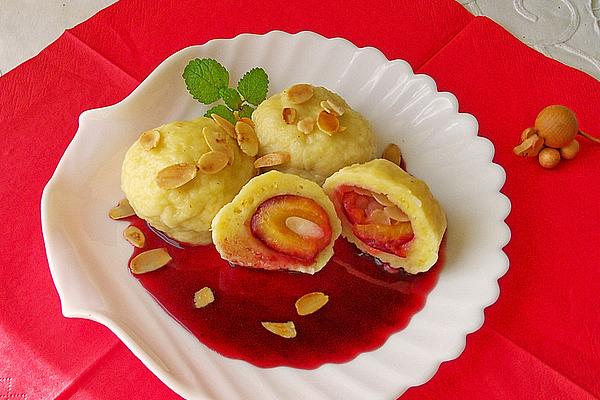 Plum Dumplings with Cinnamon Sauce