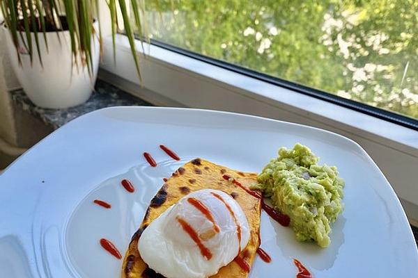 Poached Egg with Sweet Potato Toast and Guacamole