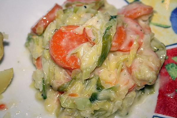 Pointed Cabbage – Carrots in Horseradish Cream