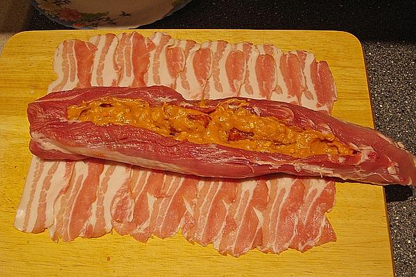 Pork Fillet Filled with Sausage