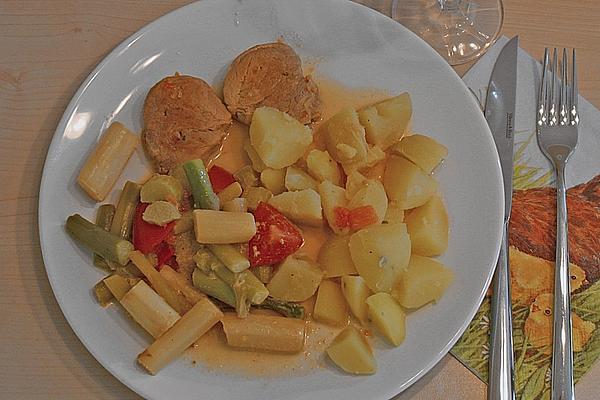 Pork Fillet with Asparagus Vegetables