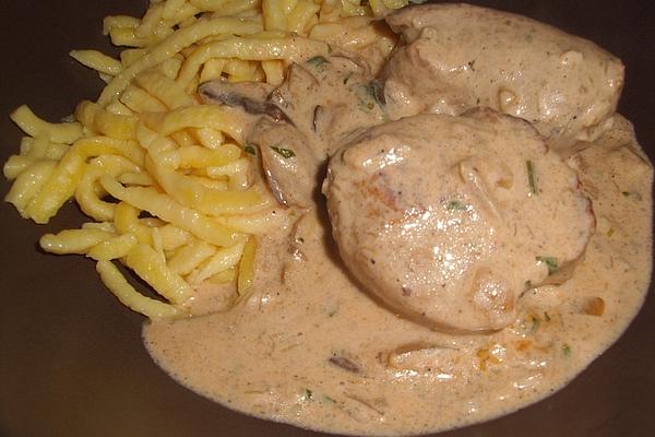 Pork Fillet with Knöpfle and Cream Sauce