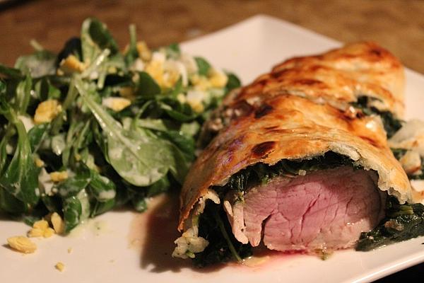 Pork Tenderloin with Spinach in Puff Pastry