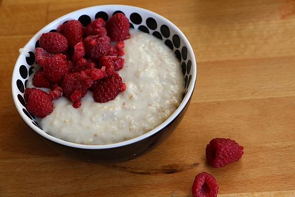 Porridge with Raspberries from Steamer
