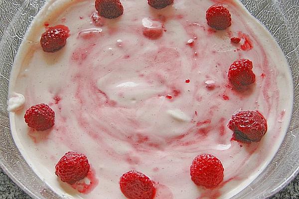 Port Cream with Raspberries